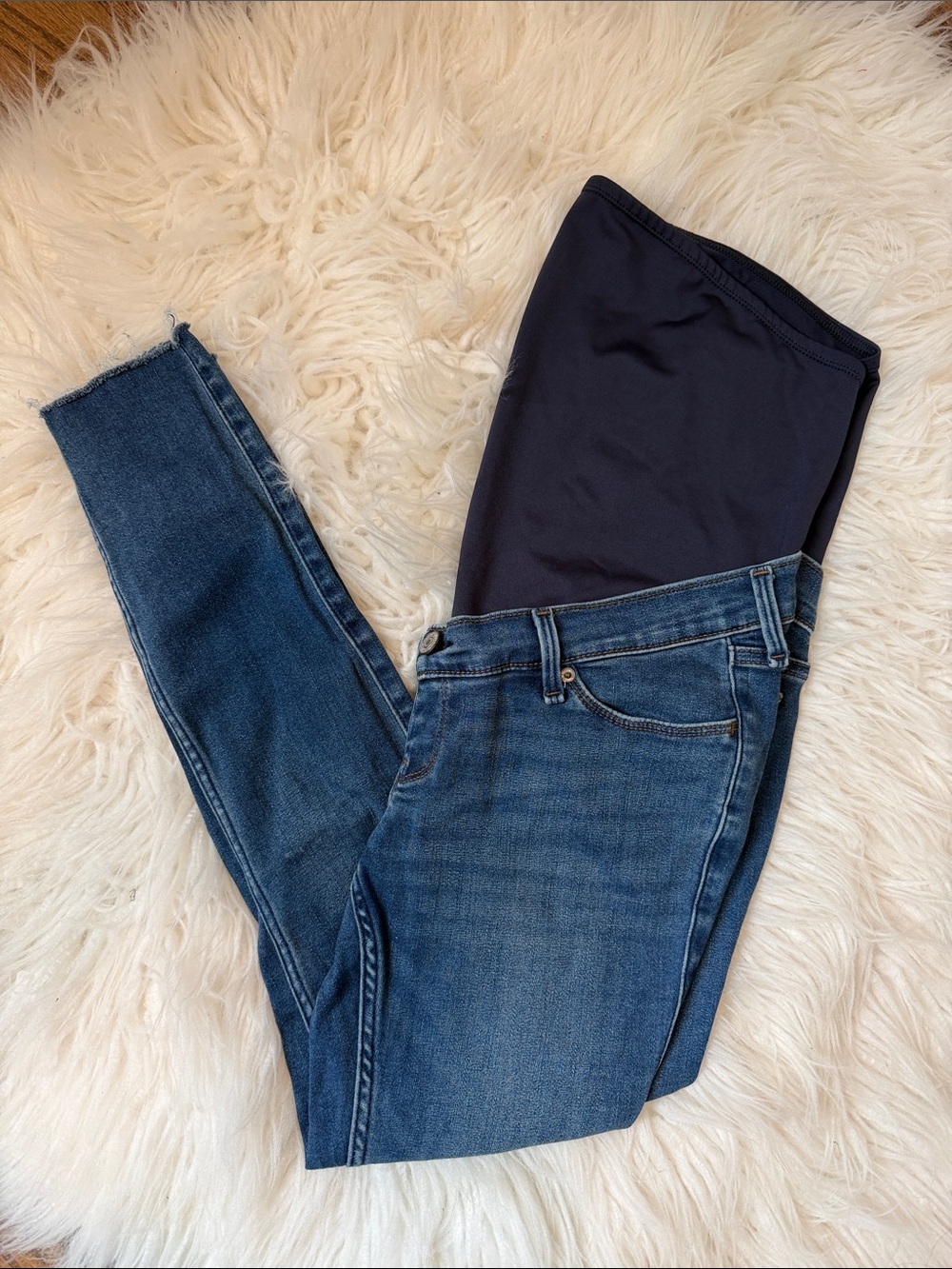 Abercrombie Women’s Maternity Jean leggings